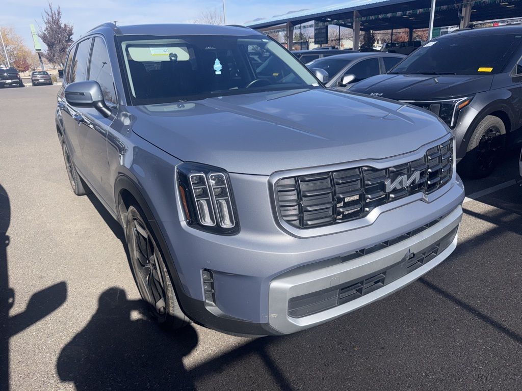 2024 Kia Telluride S's photo