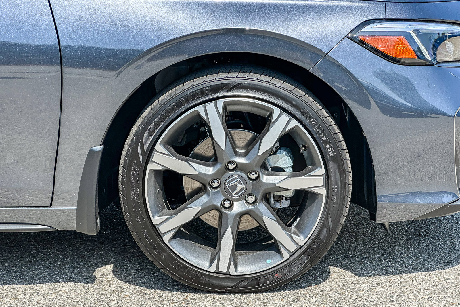 2025 Honda Civic Hatchback Hybrid Sport Touring photo 11
