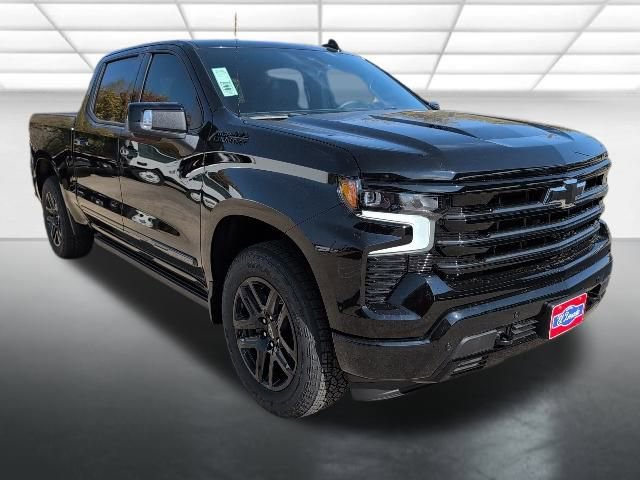 2026 Chevrolet Silverado 1500 High Country's photo