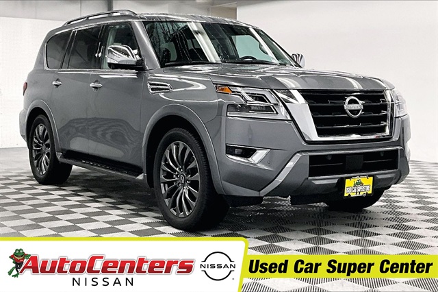 2024 Nissan Armada Platinum's photo