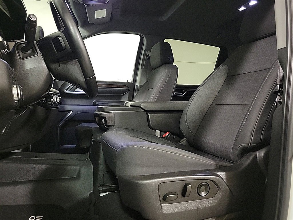 2023 GMC SIERRA - Image 9