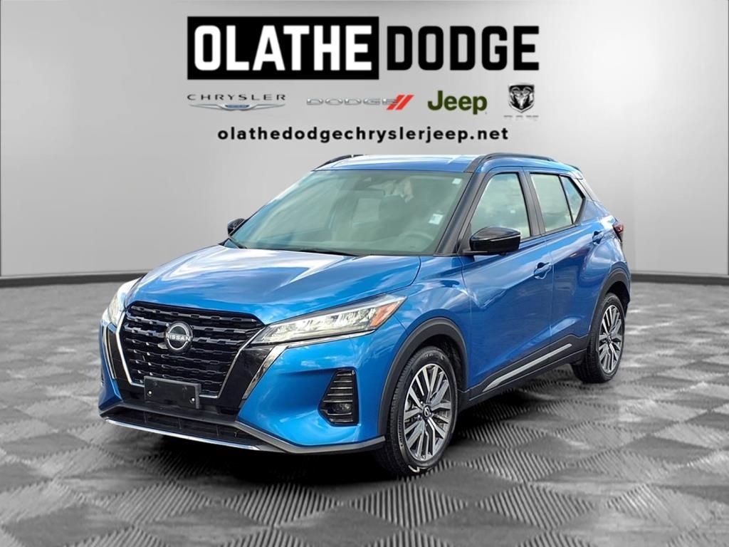 2024 Nissan Kicks SR's photo