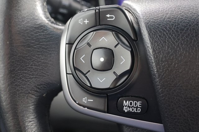 2014 Toyota Camry L photo 11