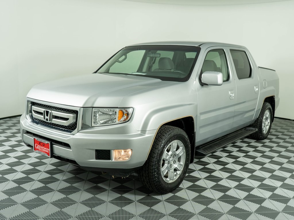 2010 Honda Ridgeline RTS photo 3