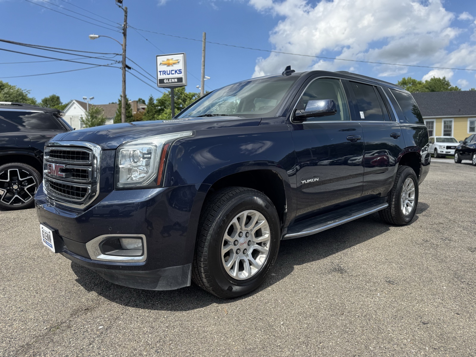 2018 Gmc Yukon SLT photo 2