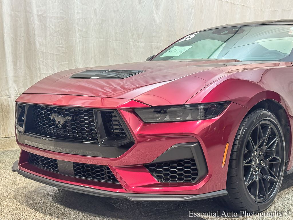 2025 FORD MUSTANG - Image 4