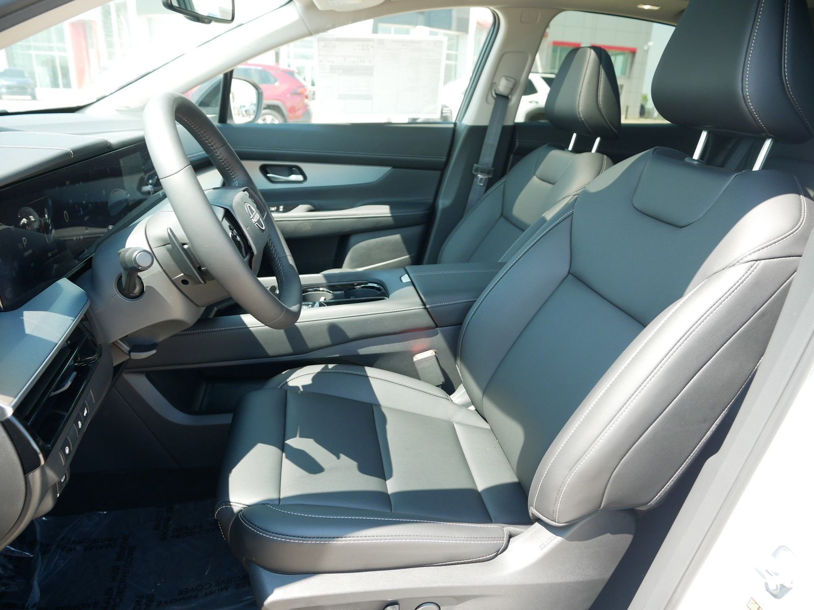 2025 Nissan Murano SL photo 9