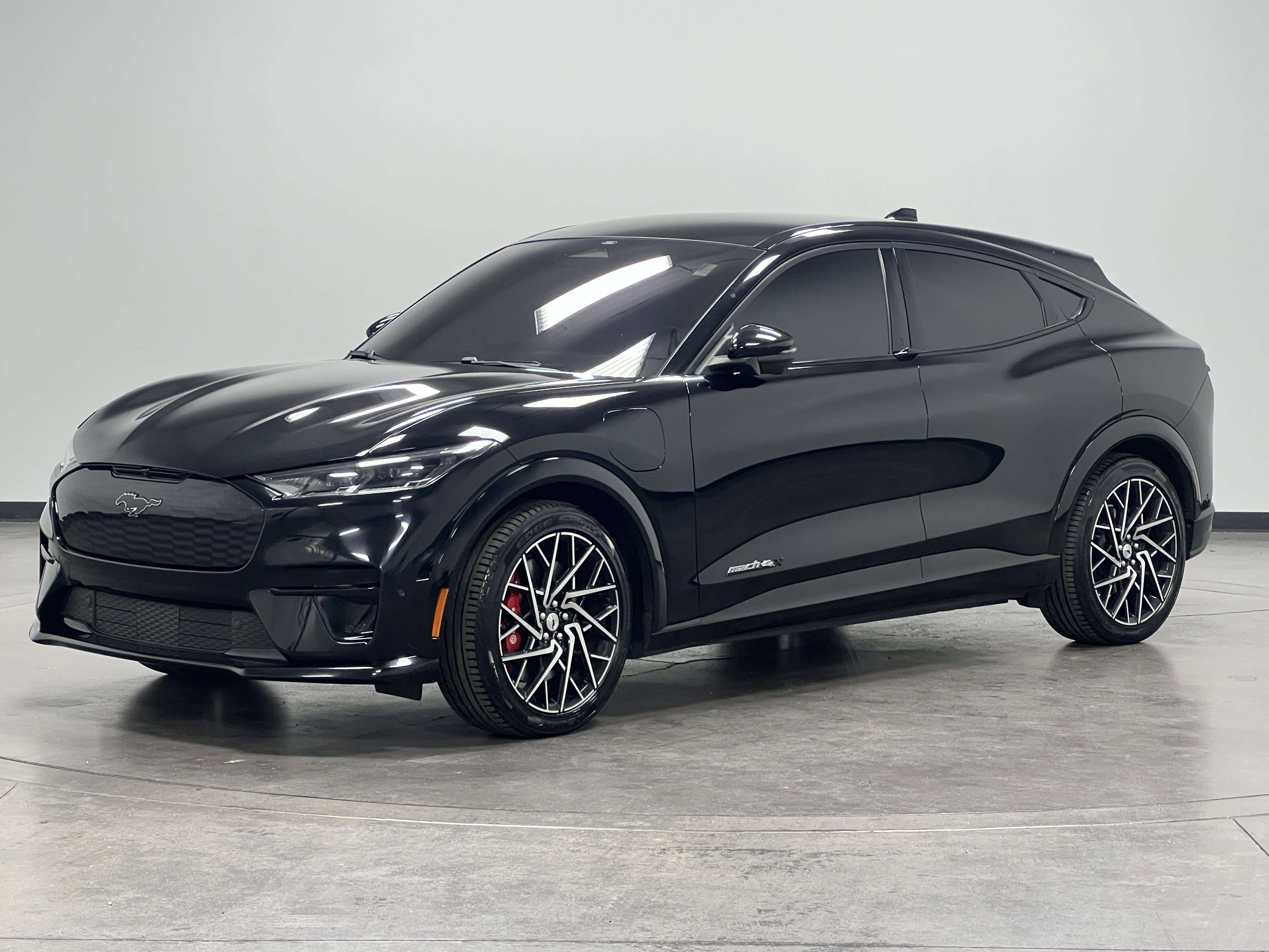 2023 Ford Mustang Mach-E GT photo 2