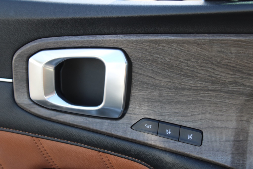 2022 Kia Sorento X-Line SX Prestige photo 11
