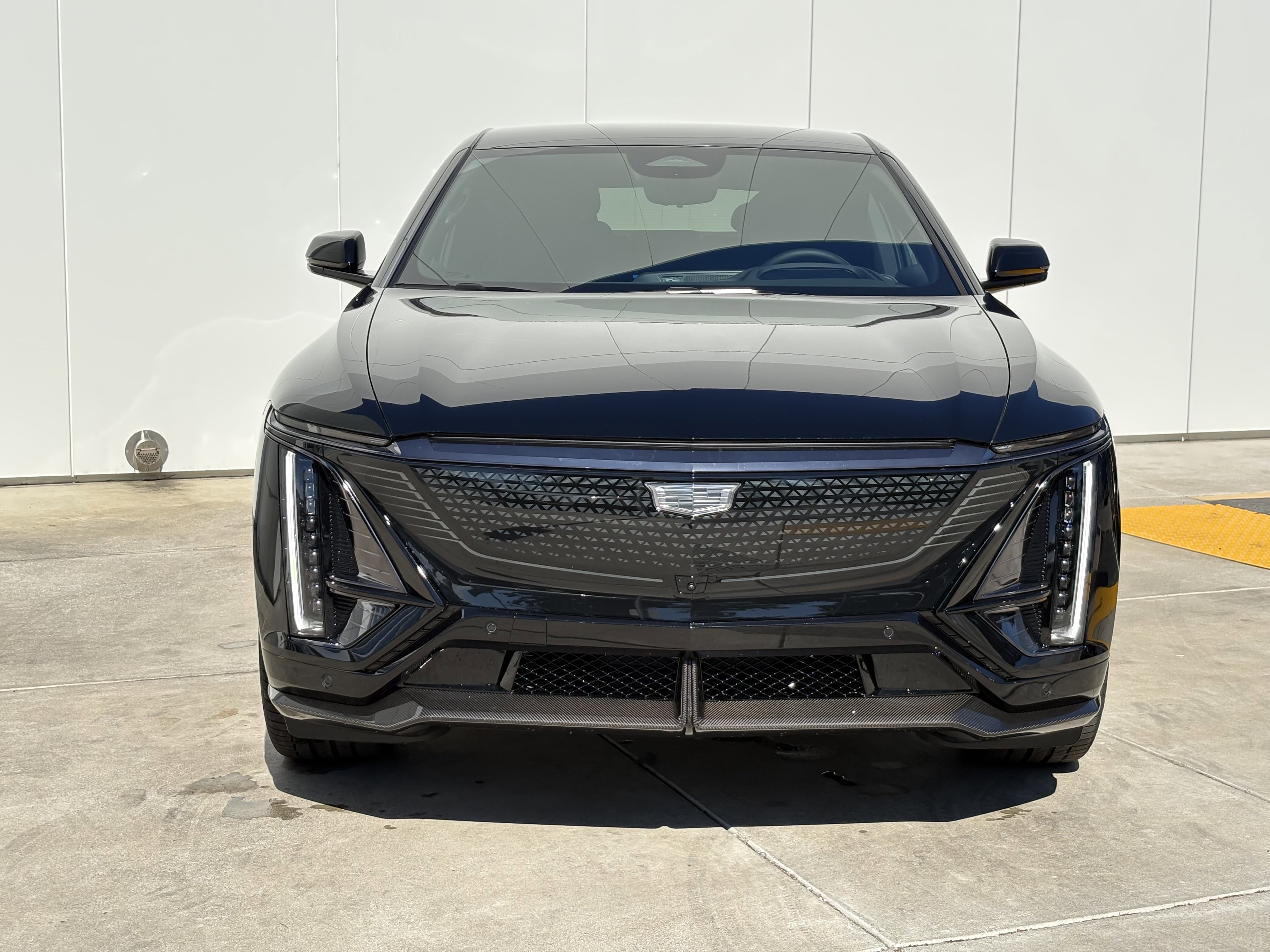 2026 Cadillac Lyriq photo 2