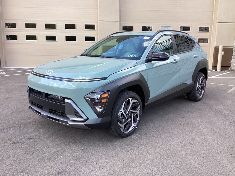 2026 Hyundai Kona SEL photo 3