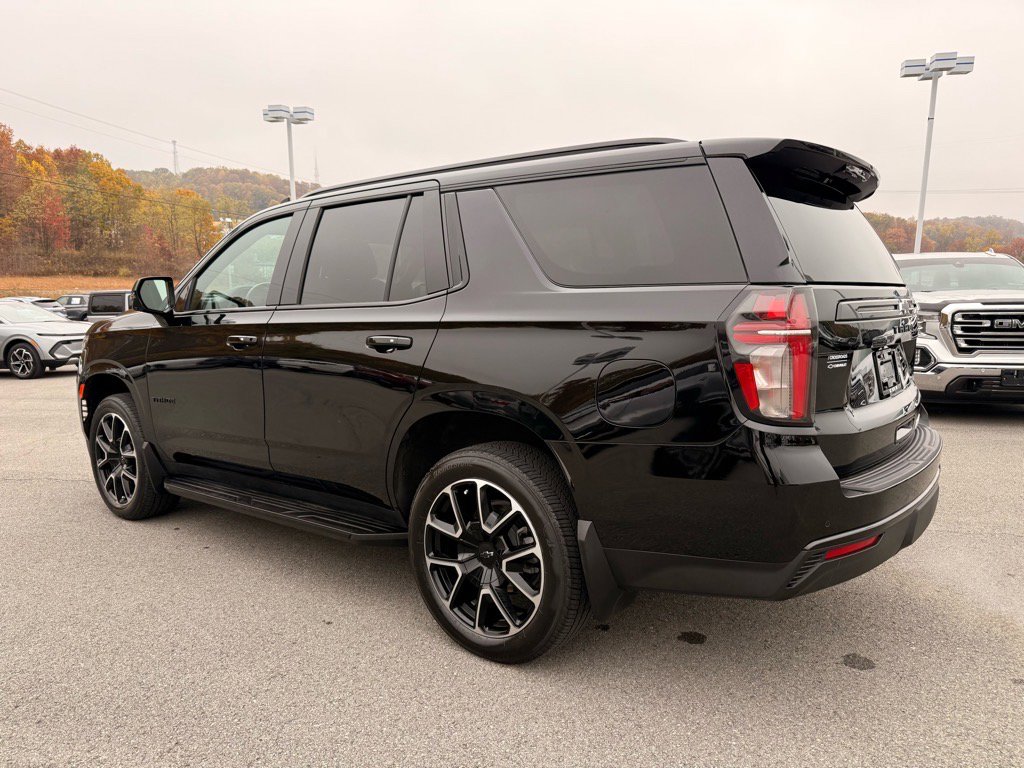 2024 Chevrolet Tahoe RST photo 3
