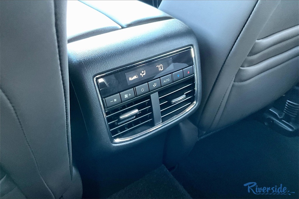 2021 Mazda CX-9 Signature photo 10