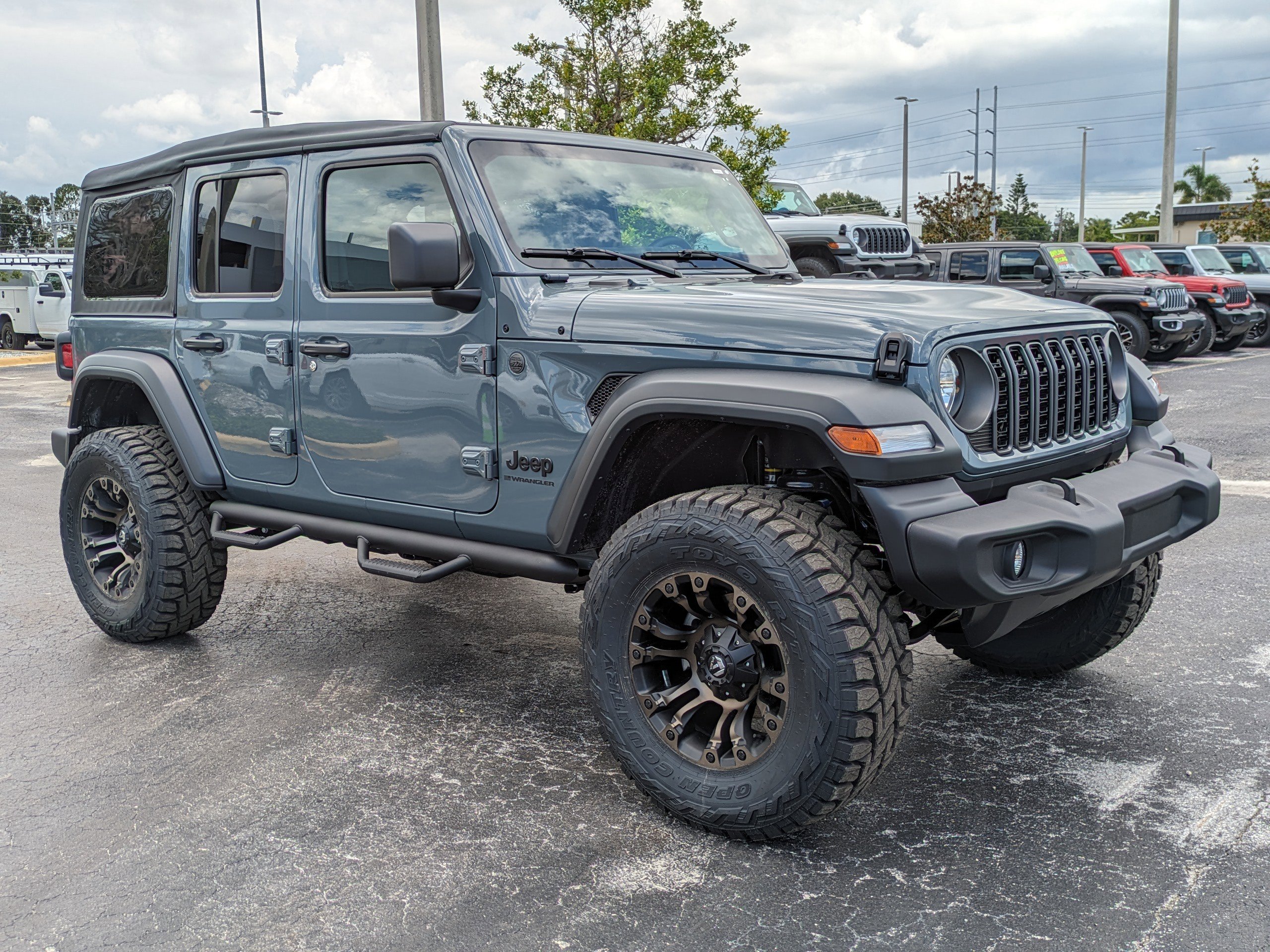 2025 Jeep Wrangler Sport photo 2