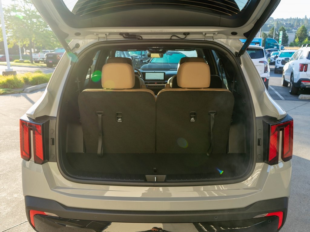 2026 Kia Sorento X-Pro SX Prestige photo 29