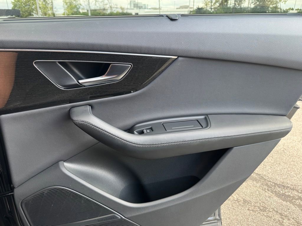 2021 Audi Q7 Premium Plus photo 27