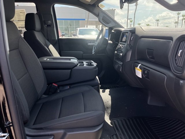 2026 Chevrolet Silverado 1500 Custom photo 15