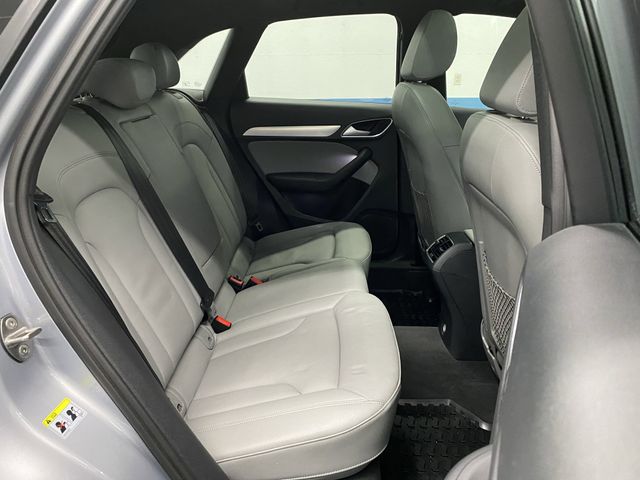 2018 Audi Q3 Premium Plus photo 30