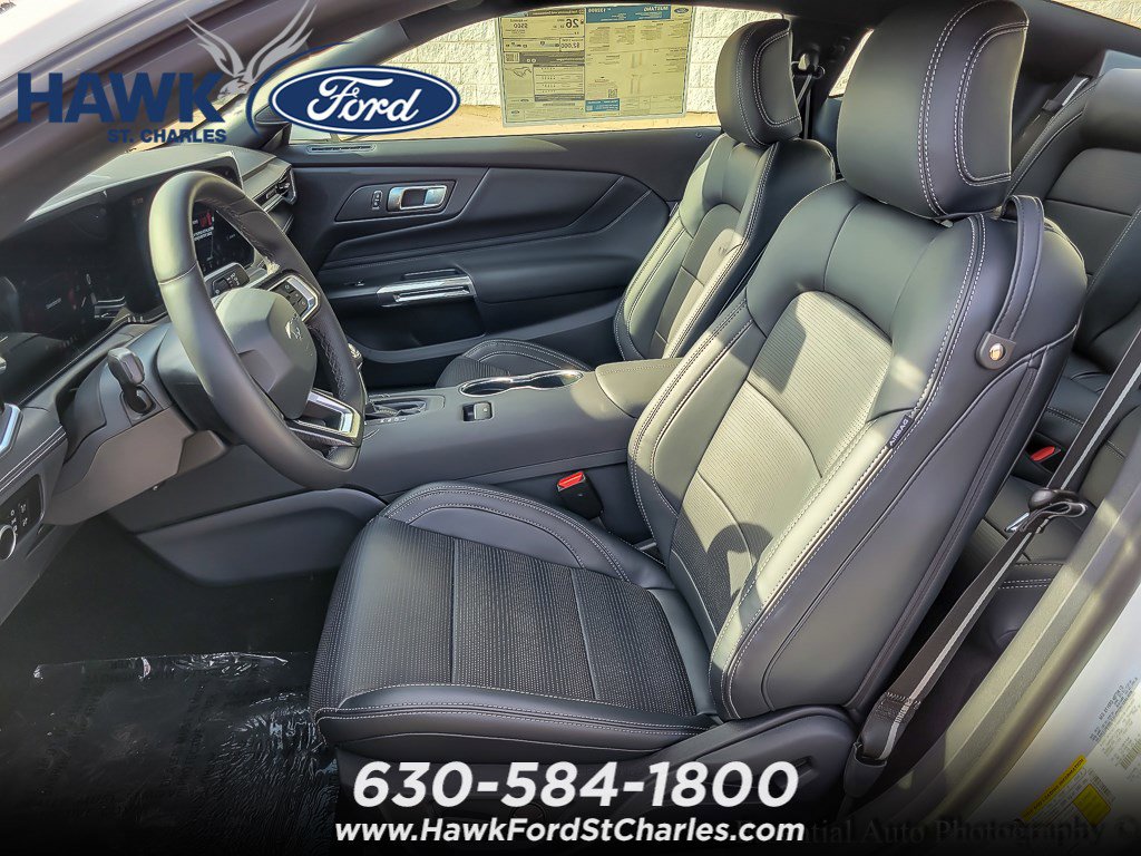 2025 FORD MUSTANG - Image 7