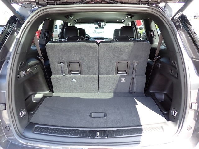 2025 Jeep Grand Cherokee Limited photo 4