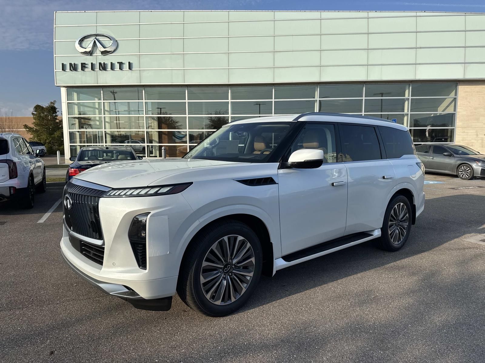 2026 INFINITI QX80 Luxe's photo