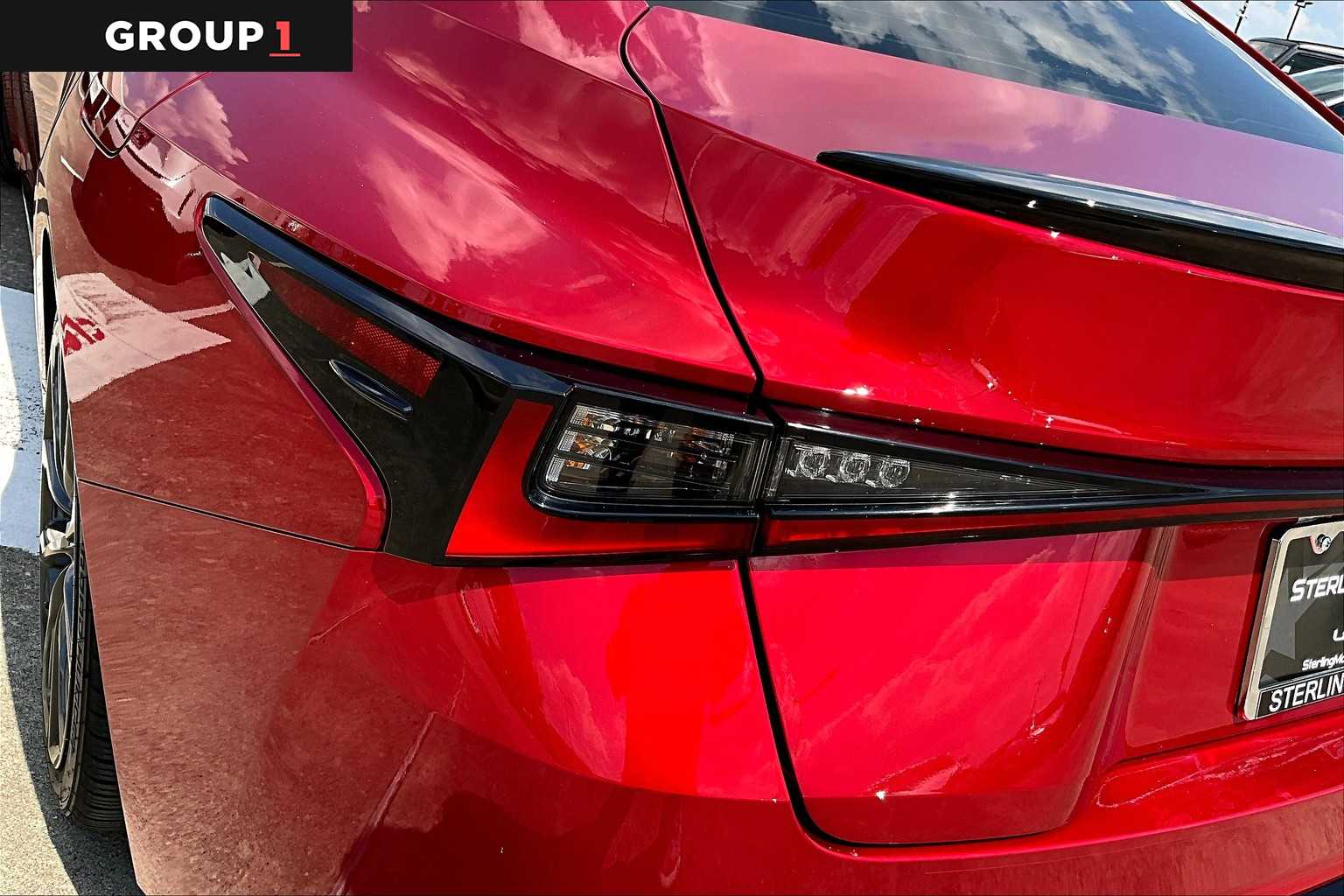 2023 Lexus IS F SPORT photo 25