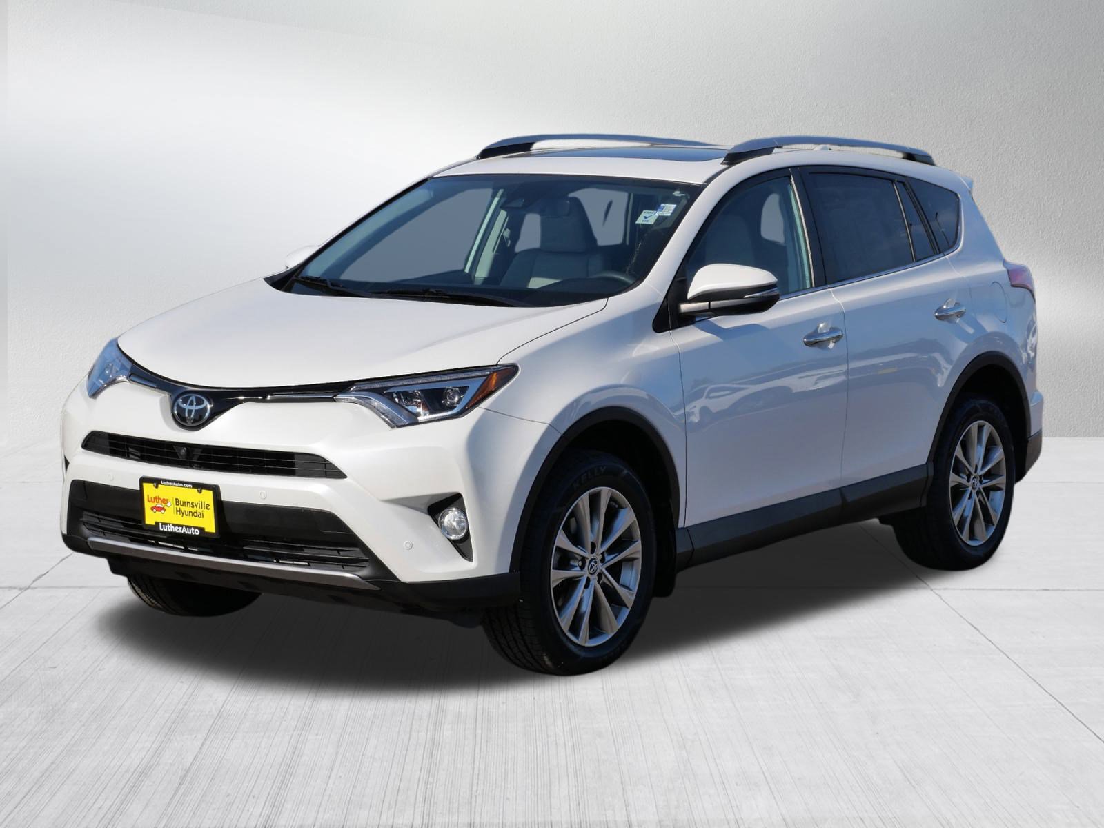 2017 Toyota RAV4 Limited photo 3