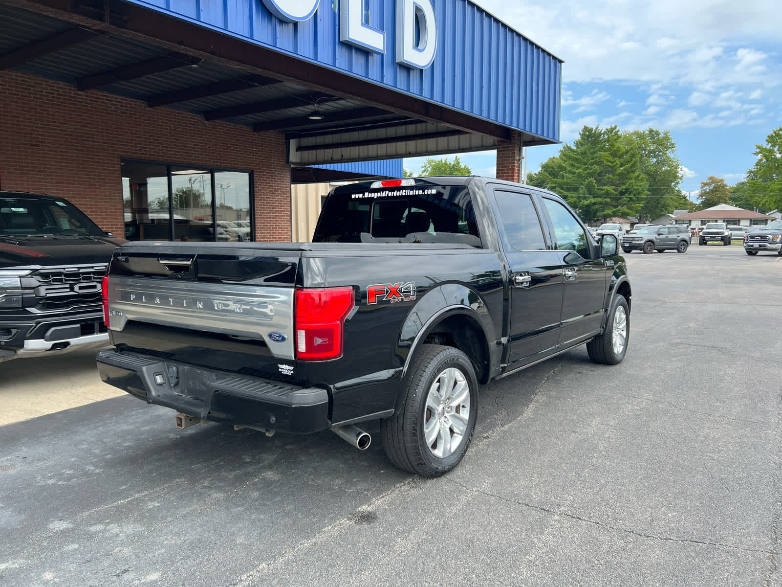 2018 Ford F-150 Platinum photo 27