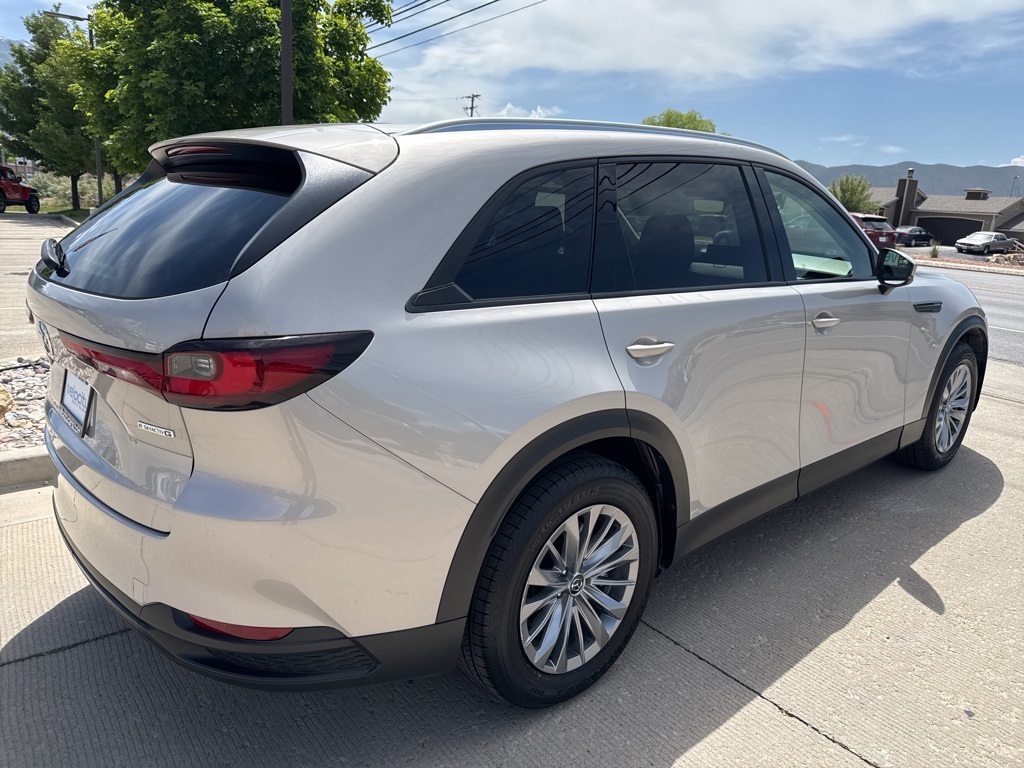 2024 Mazda CX-90 3.3 Turbo Preferred photo 2