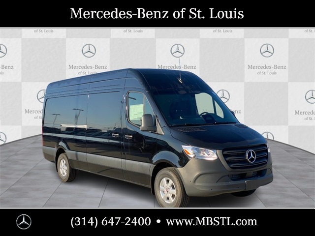 2025 Mercedes-Benz Sprinter Cargo Van Base's photo