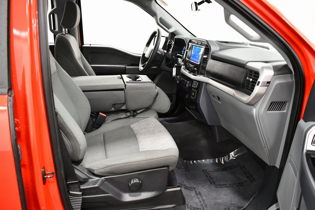 2023 Ford F-150 XLT photo 17