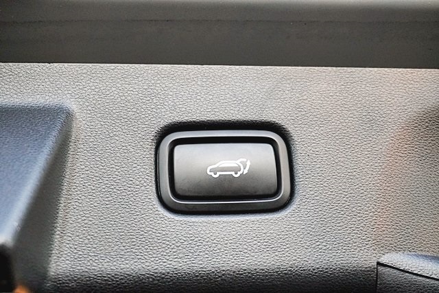 Used 2024 Gray Hyundai SEL image 13