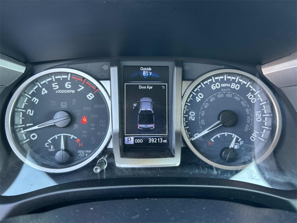 2021 Toyota Tacoma SR5 photo 33