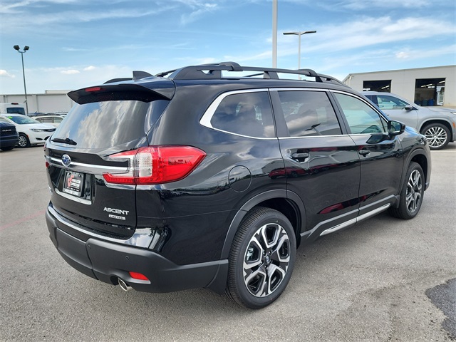 2025 Subaru Ascent Limited photo 2