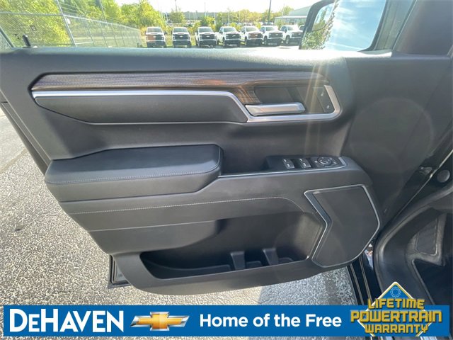 2022 Chevrolet Silverado 1500 LT photo 11