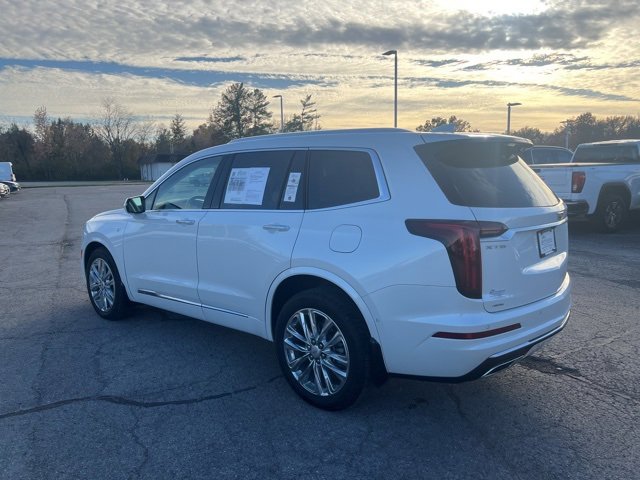 2023 Cadillac XT6 Premium Luxury photo 3