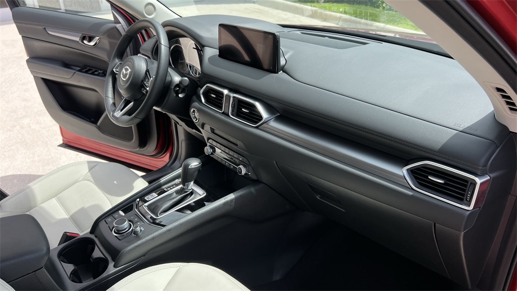 2023 Mazda CX-5 2.5 S Preferred photo 32
