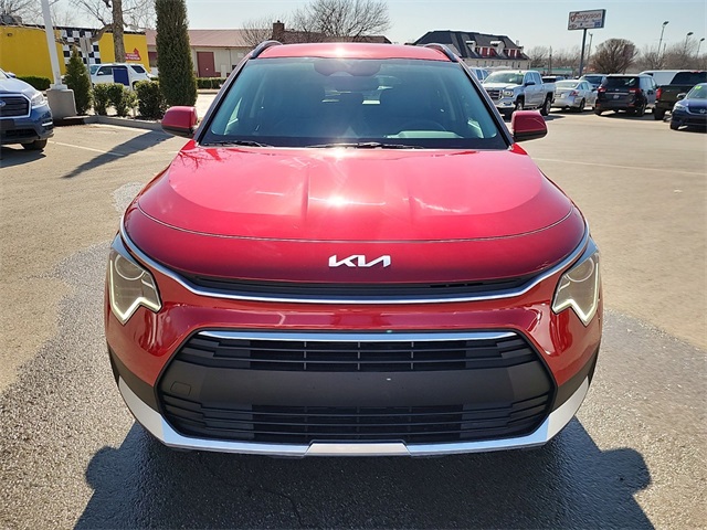 2025 Kia Niro LX photo 9