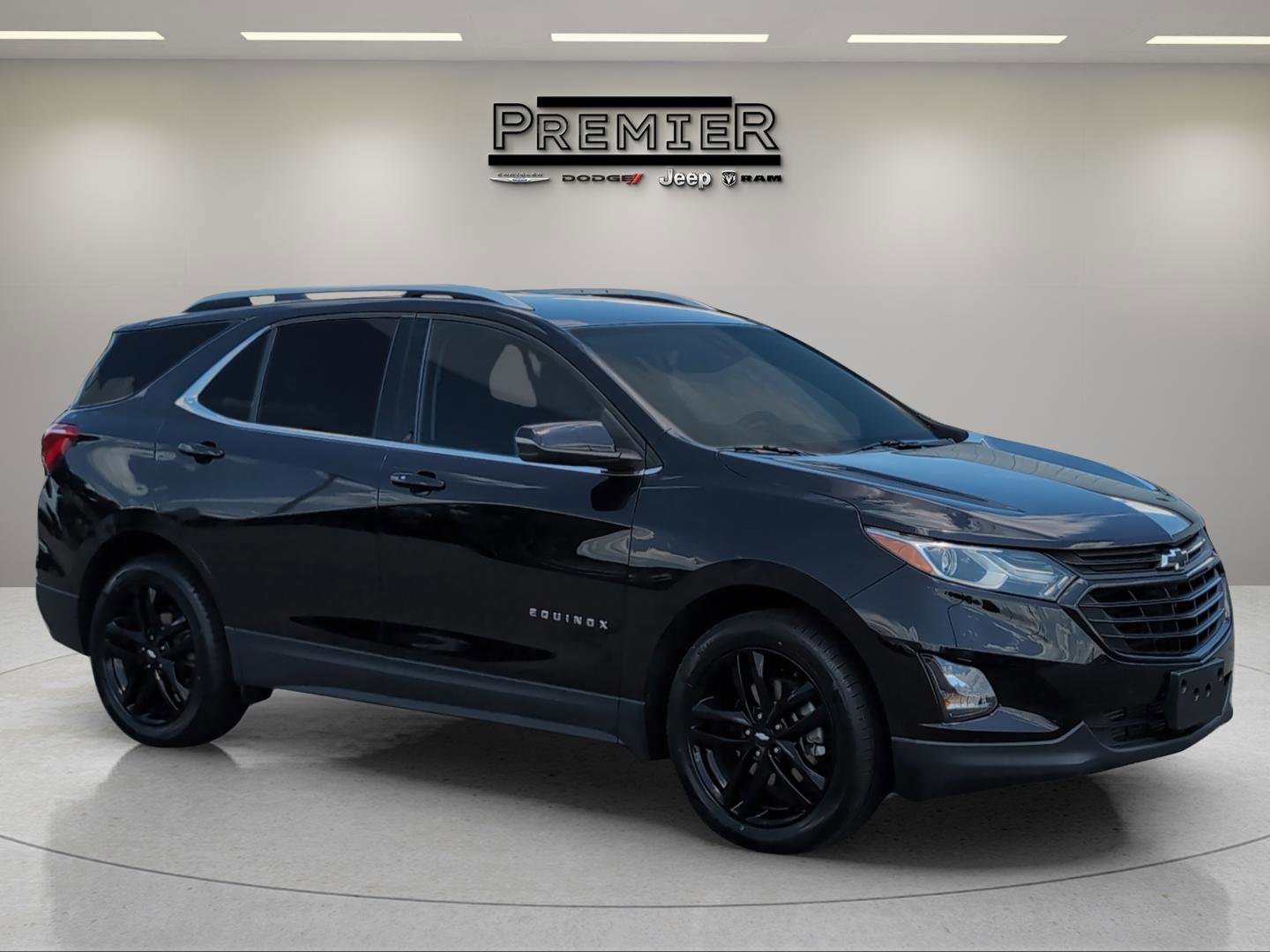 2020 Chevrolet Equinox LT photo 3