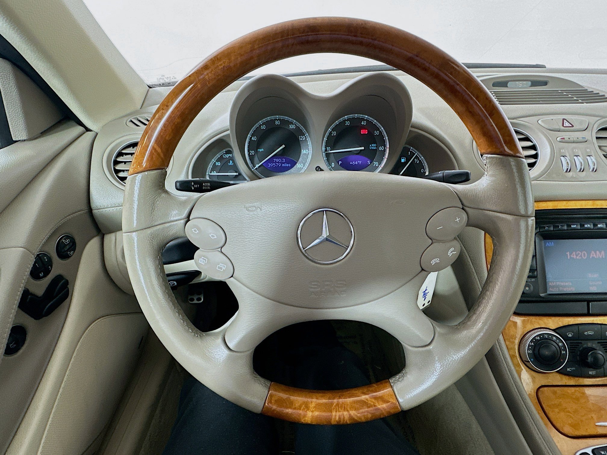 2003 Mercedes Benz SL 500 photo 10