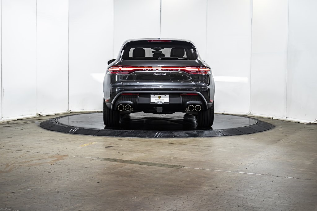 2025 Porsche Macan S photo 6