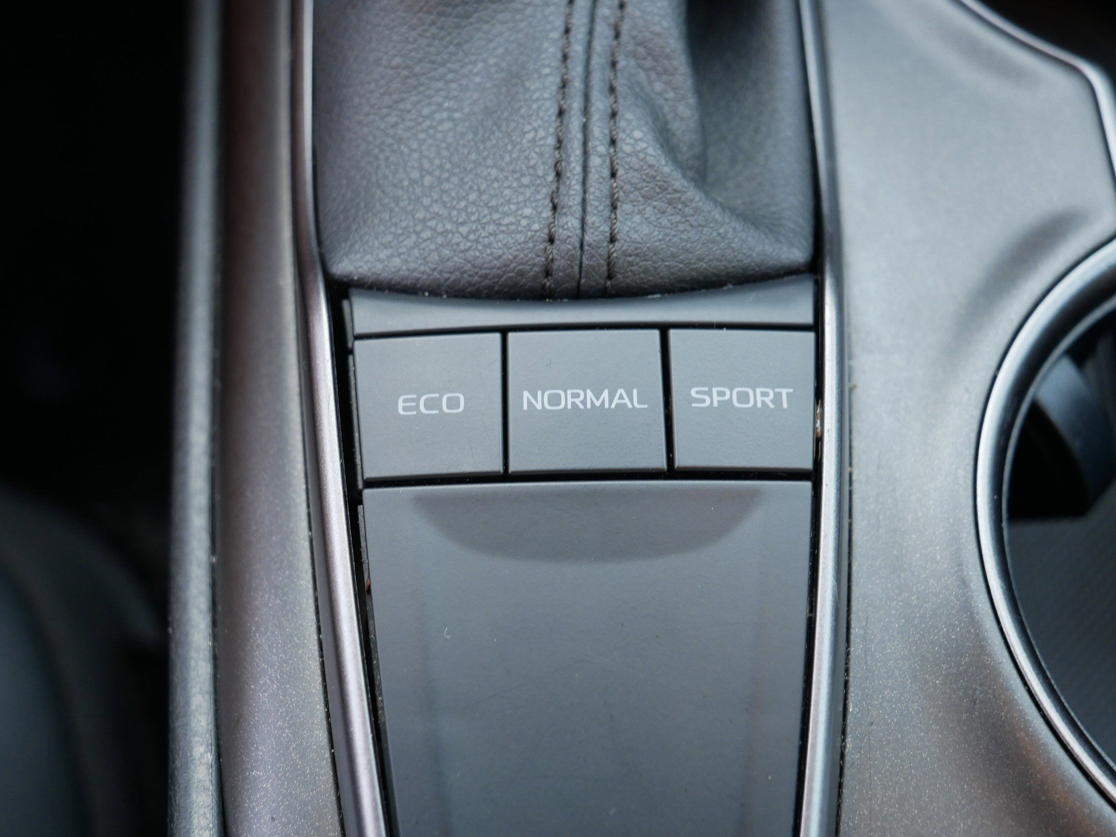 2024 Toyota Camry SE photo 30
