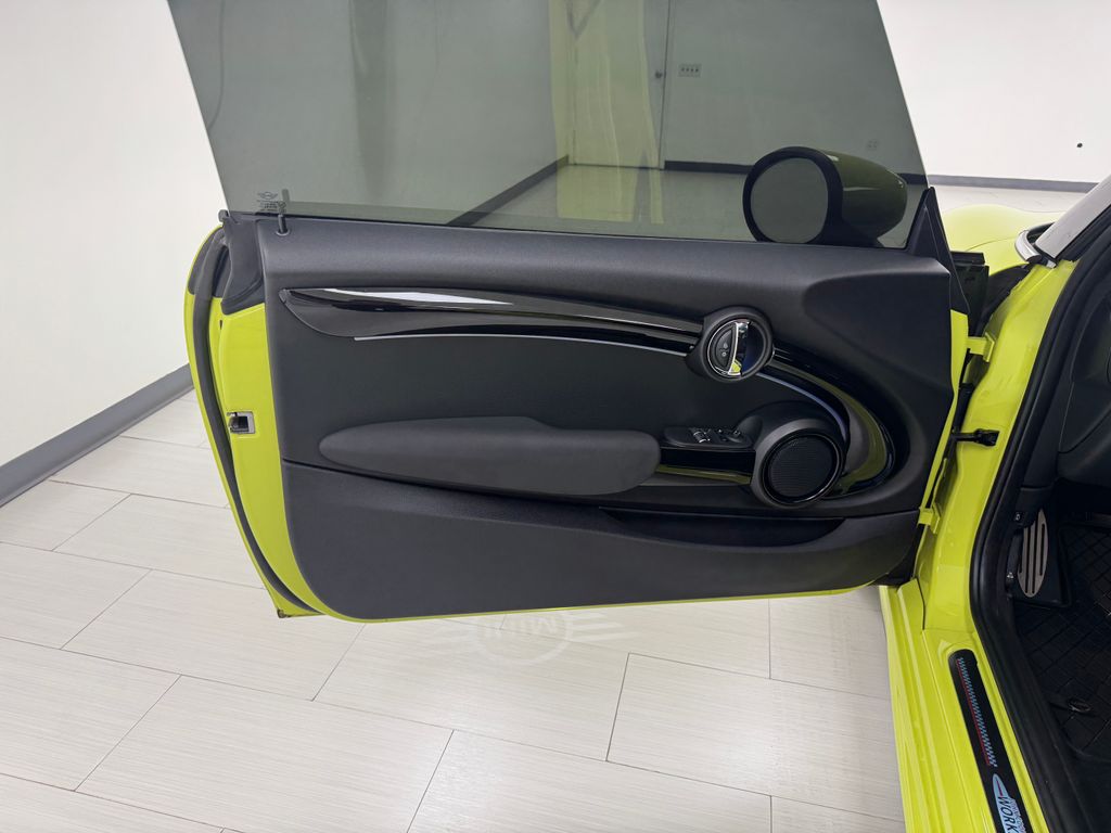 2024 Mini Cooper Hardtop John Cooper Works photo 10