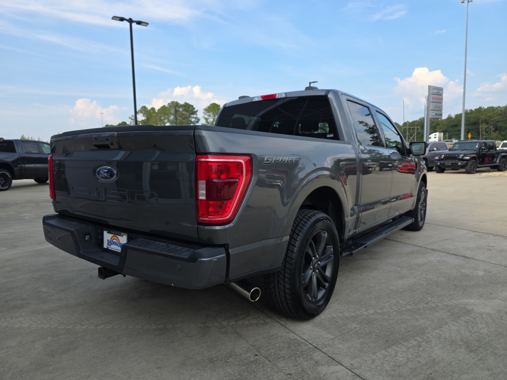 2023 Ford F-150 XLT photo 9