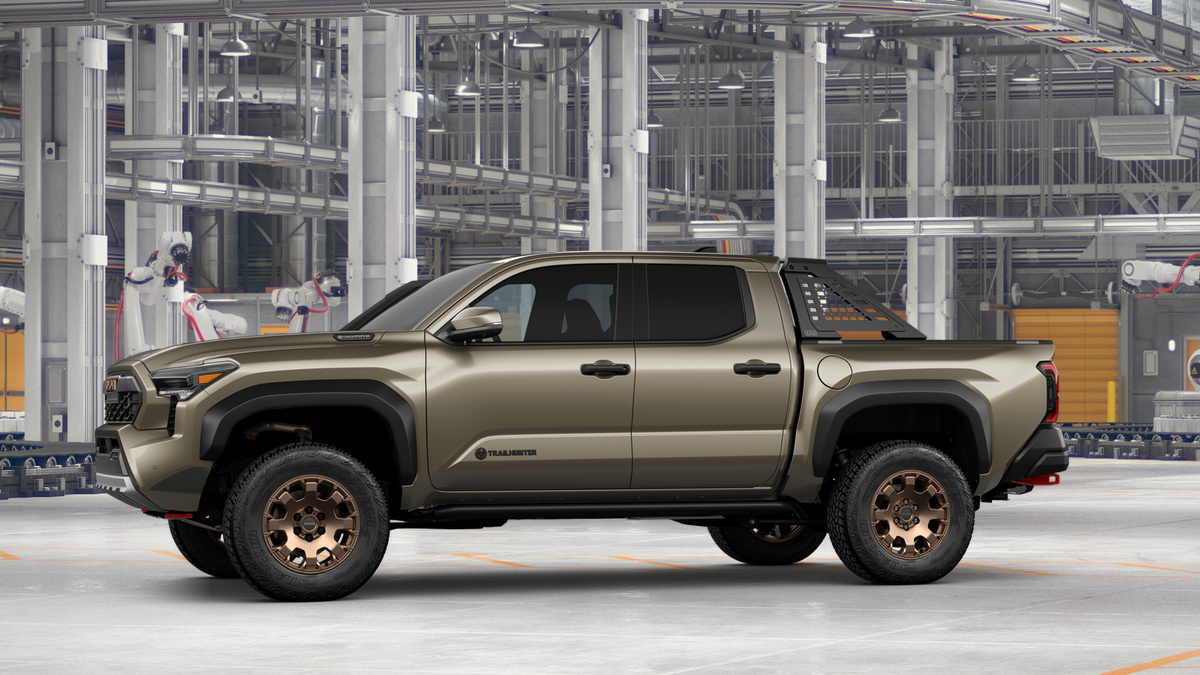 2025 Toyota Tacoma Trailhunter photo 3