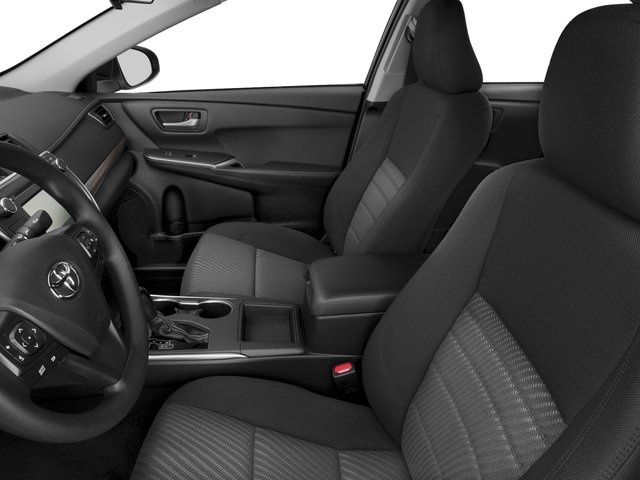 2017 Toyota Camry SE photo 23