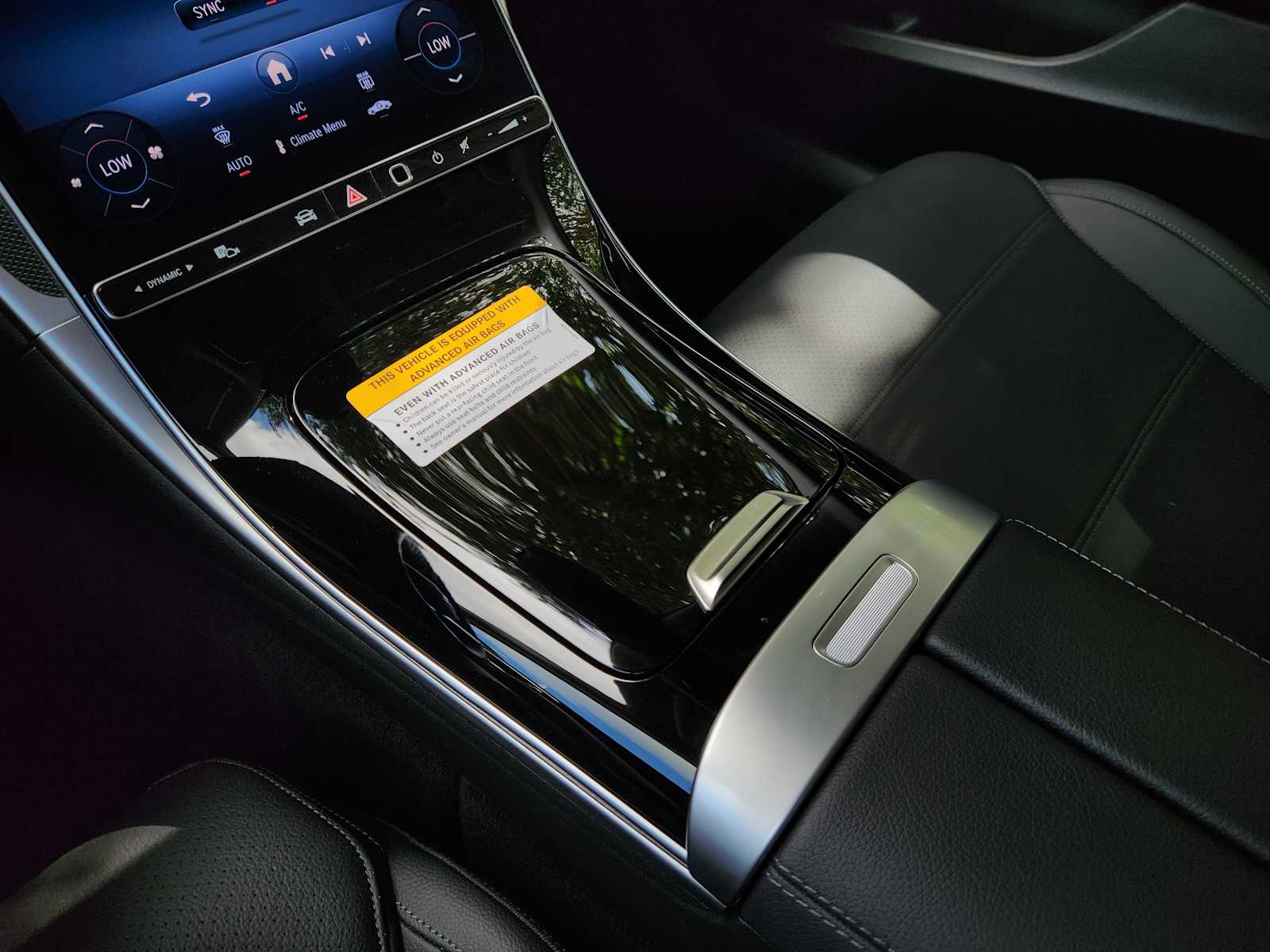 2025 Mercedes Benz C 300 photo 16