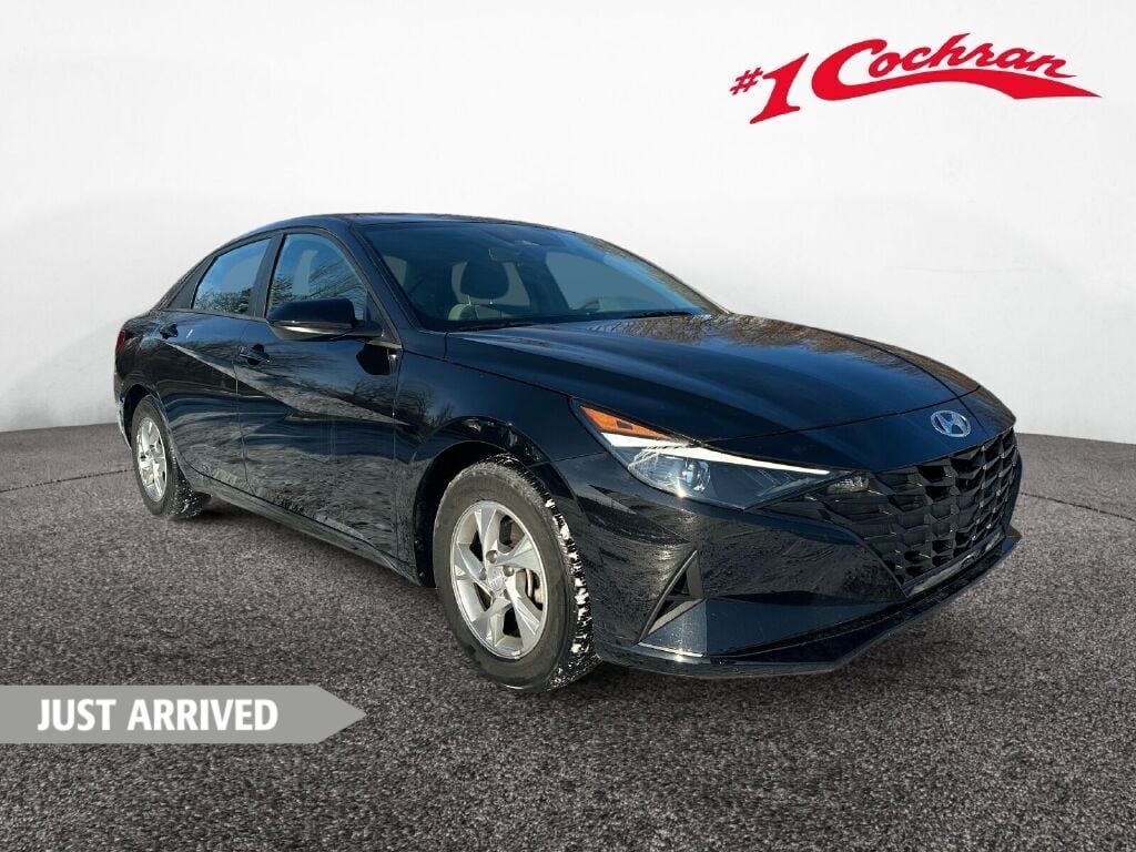 2023 Hyundai Elantra SE