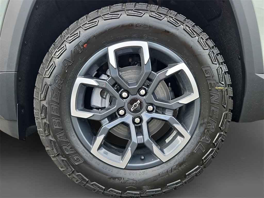 2026 Chevrolet Equinox ACTIV photo 11