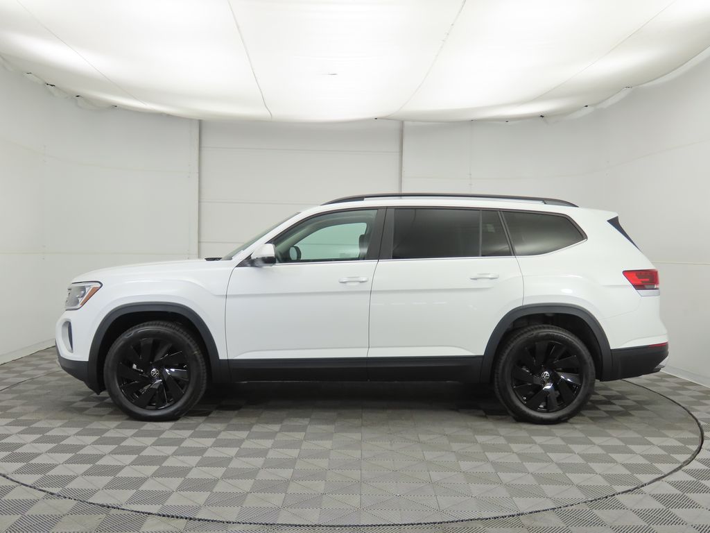 2026 Volkswagen Atlas SE Technology photo 9